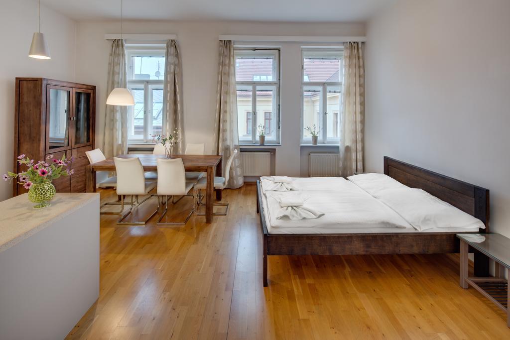 Selinor Old Town Apartments Praga Exterior foto