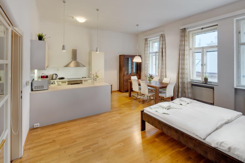 Selinor Old Town Apartments Praga Exterior foto